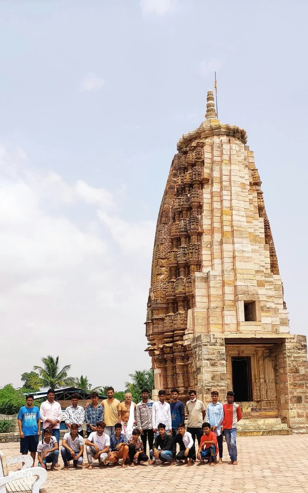 मालवई के 10वीं सदी के प्राचीन मंदिर में अध्ययन दल